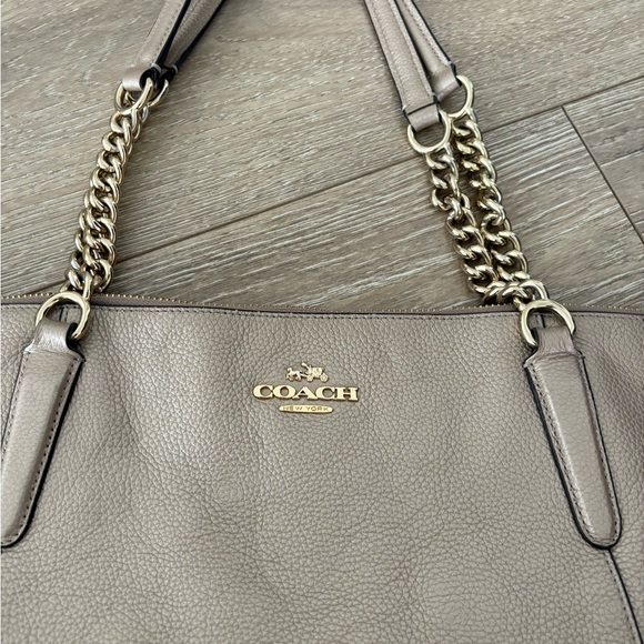 Coach Handbags - Coach Beige Leather Shoulder Bag with Gold Chain